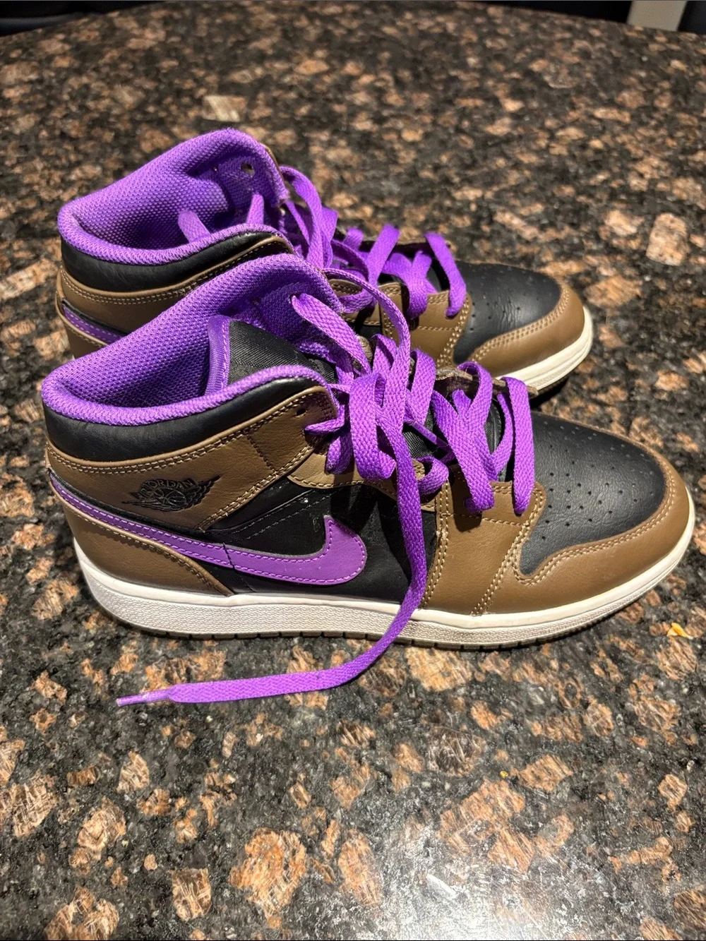 Jordan Kids High-Top Sneakers in Brown, Black & Purple